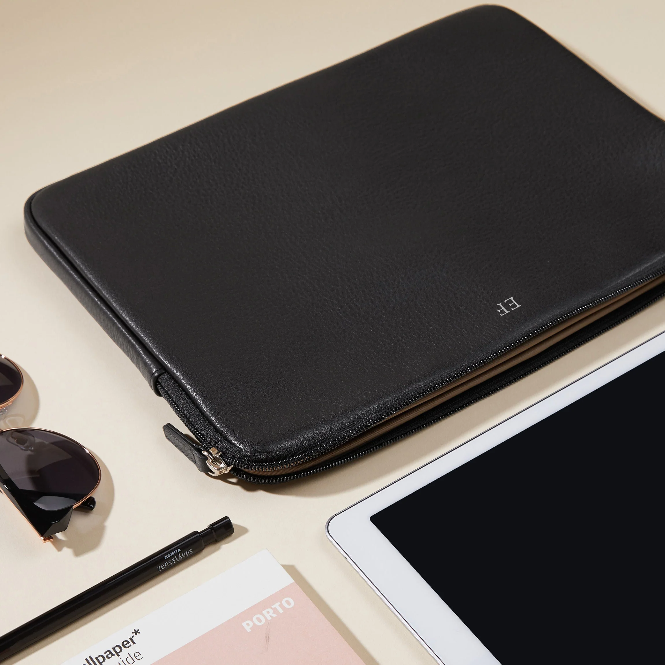 12.9/13 Inch iPad Pro Case Black Onyx - Image 2
