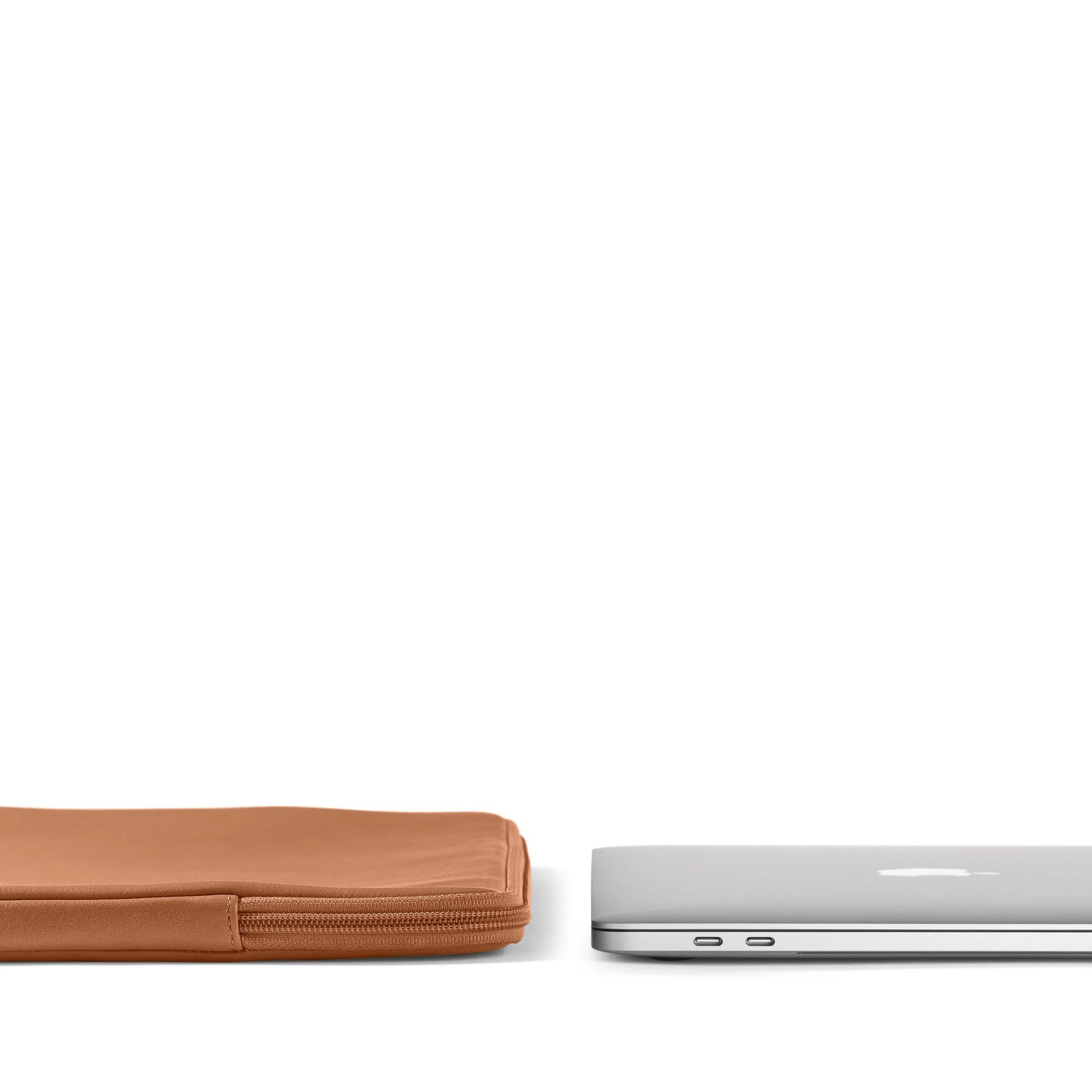 15/16 Inch Slim Laptop Sleeve Cognac - Image 3