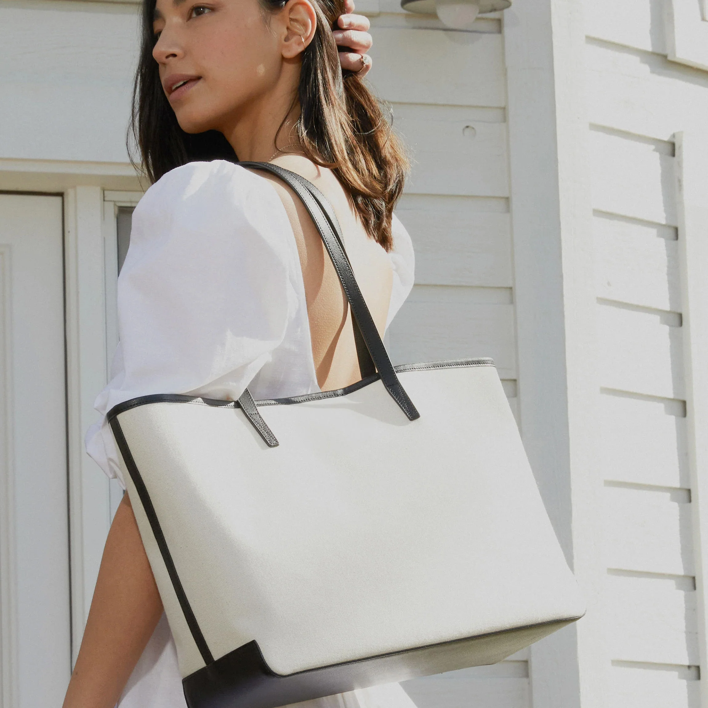 Belmont Tote in Canvas Natural Canvas/Black - Image 4