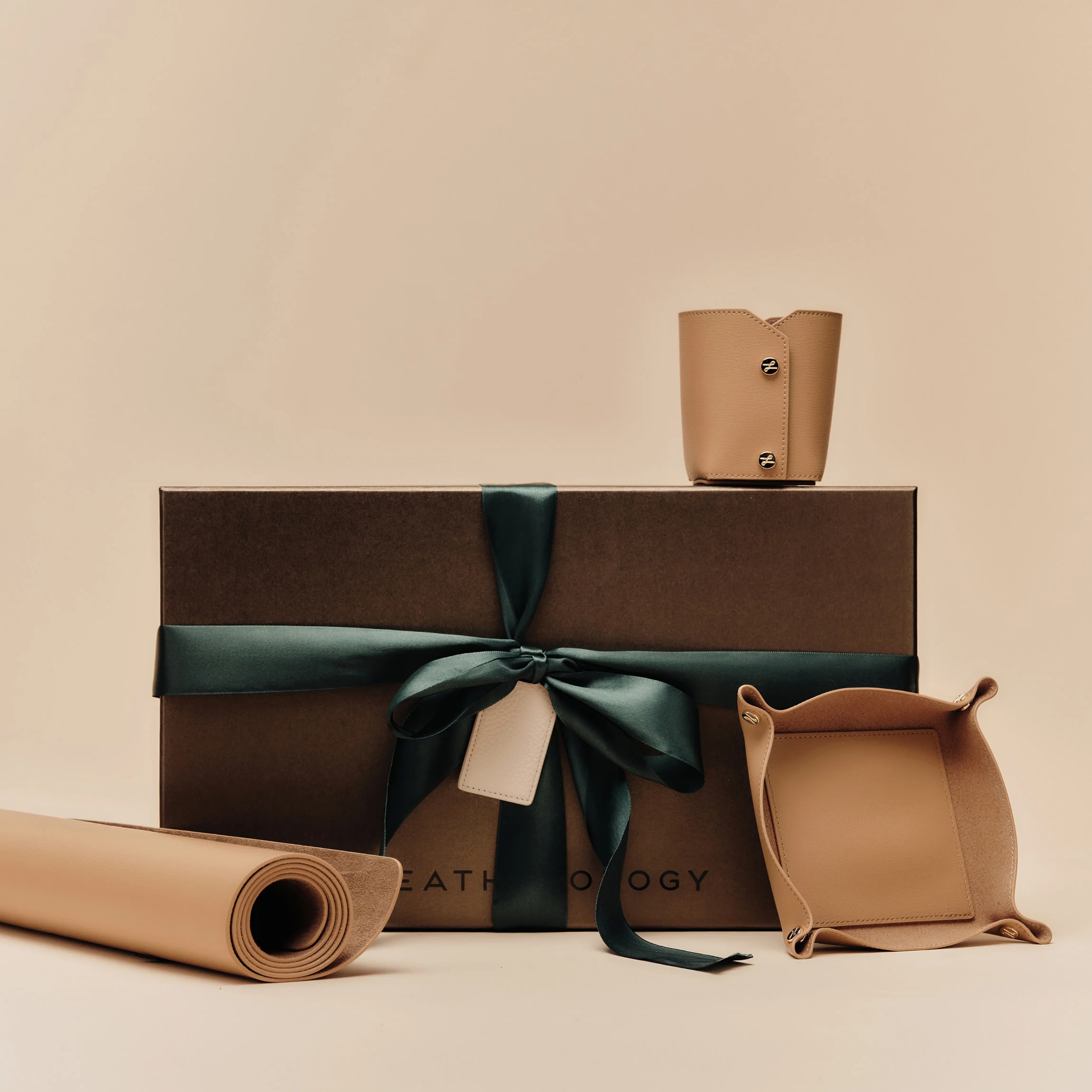 Desk Essentials Gift Set Tan