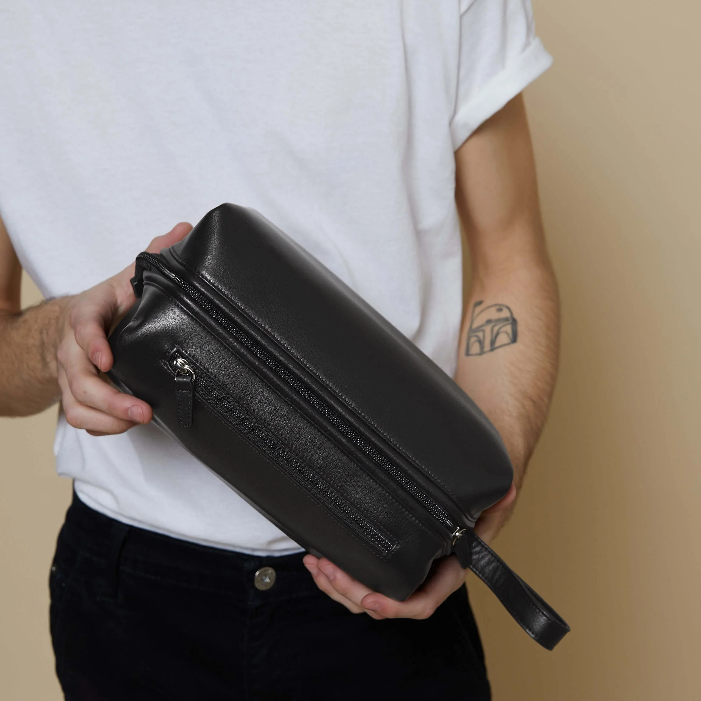 Framed Toiletry Bag Black Onyx - Image 3