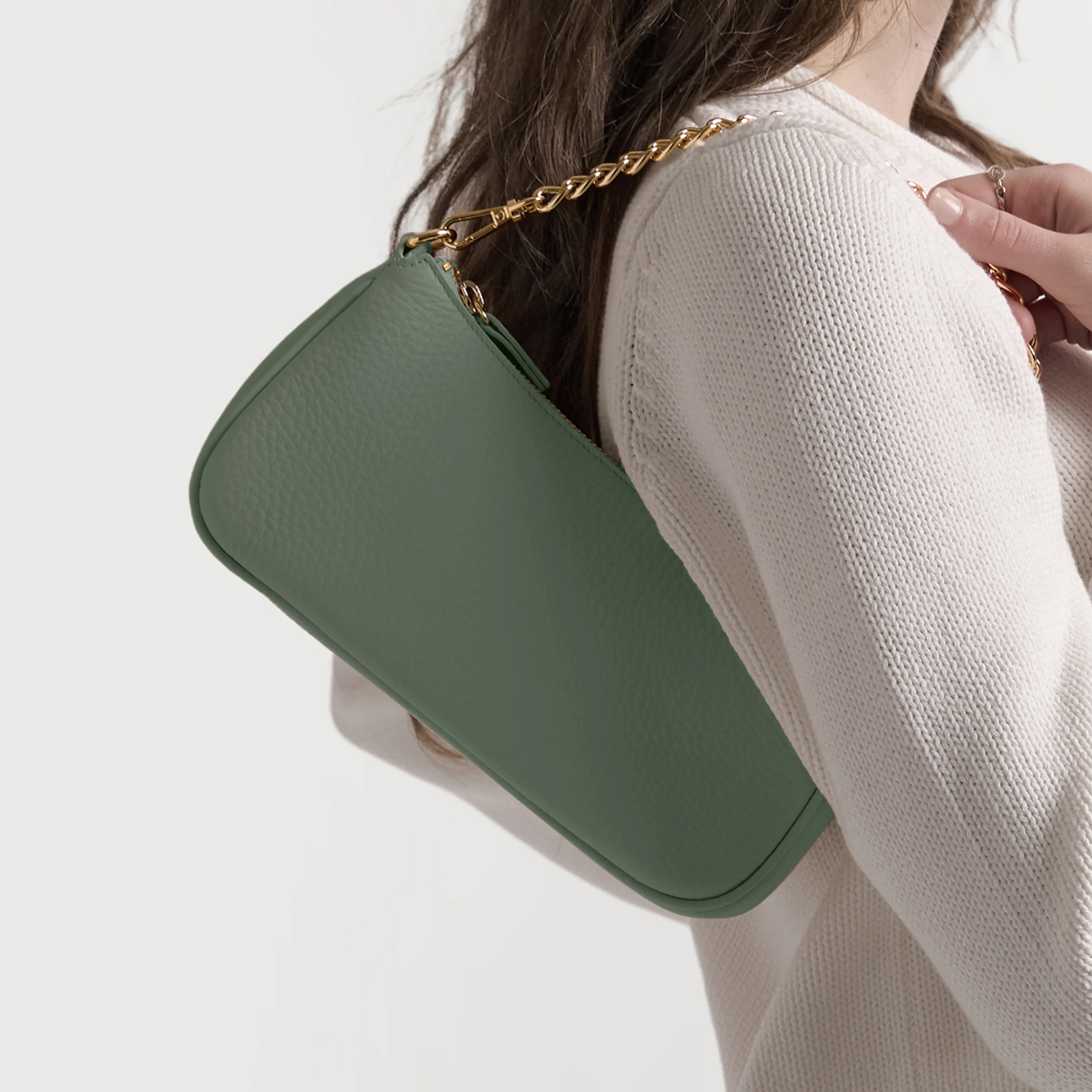 Greta Chain Small Pochette Moss - Image 4
