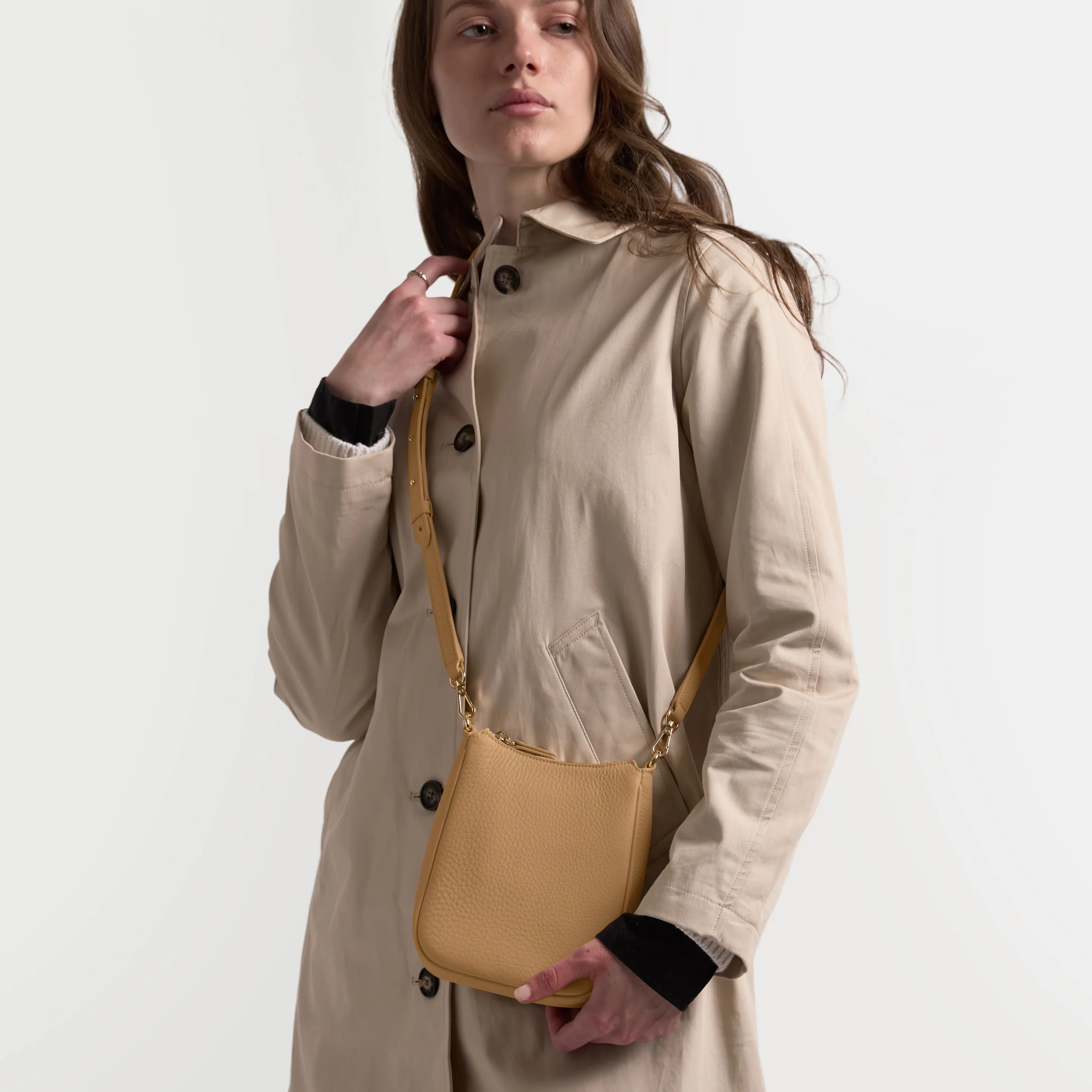 Greta Chain Vertical Sling Camel - Image 2