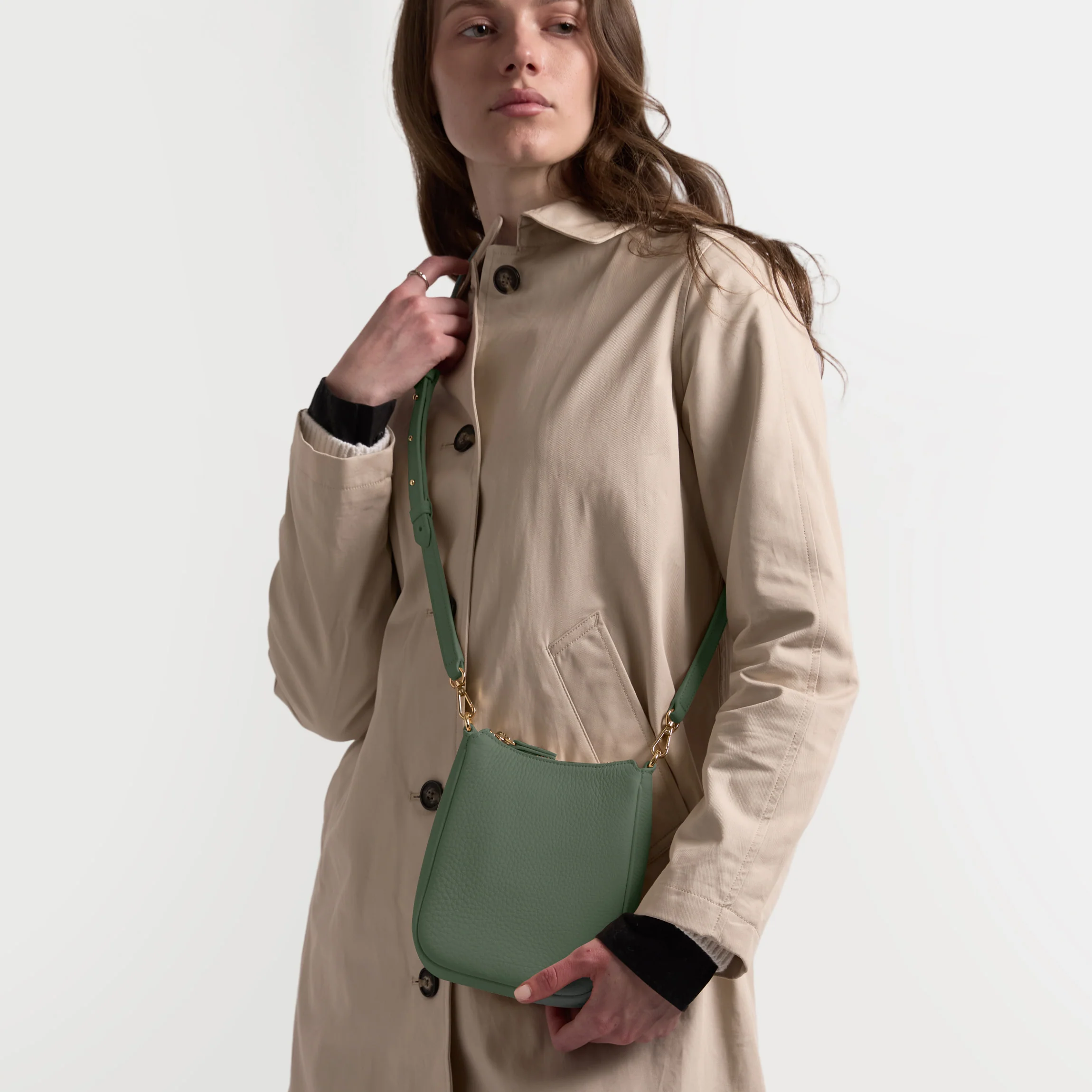 Greta Chain Vertical Sling Moss - Image 2