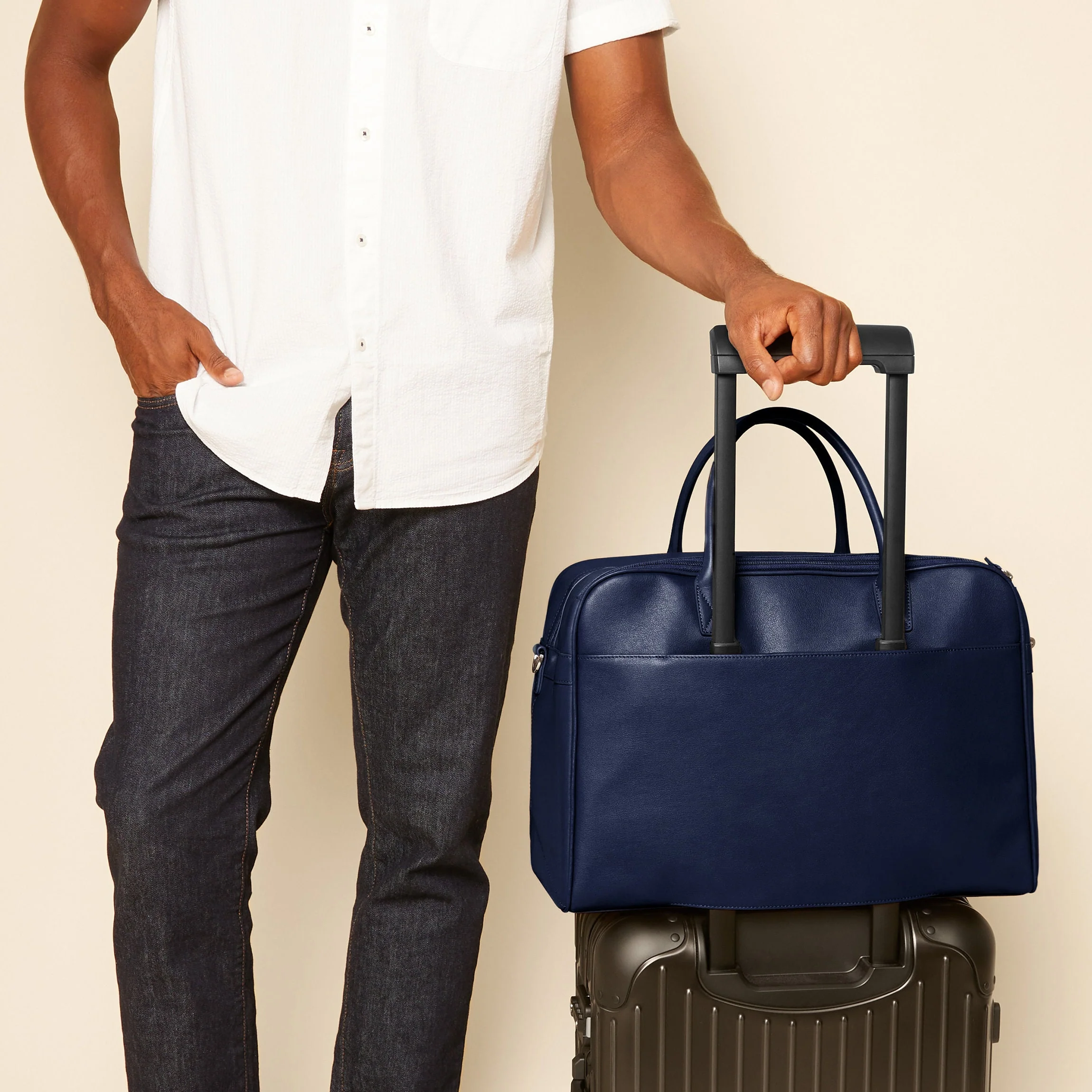 Harwood Weekender Navy Blue - Image 10