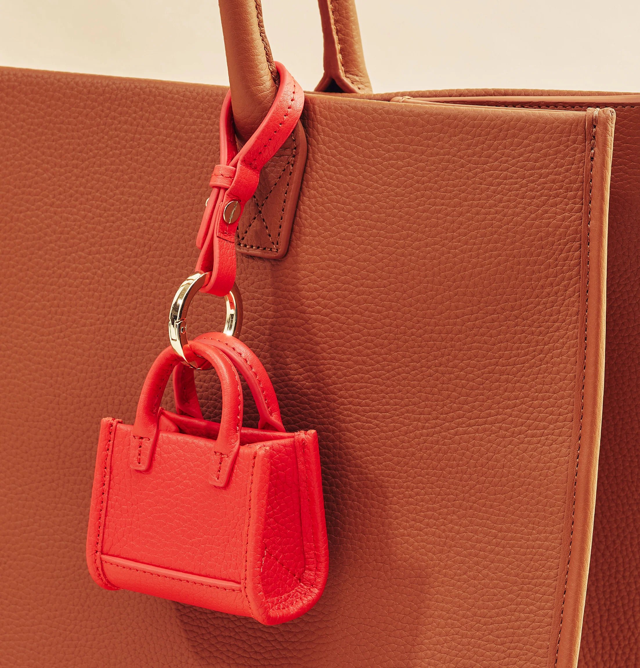 Kress Itty Bitty Bag Charm Buoy Red - Image 2