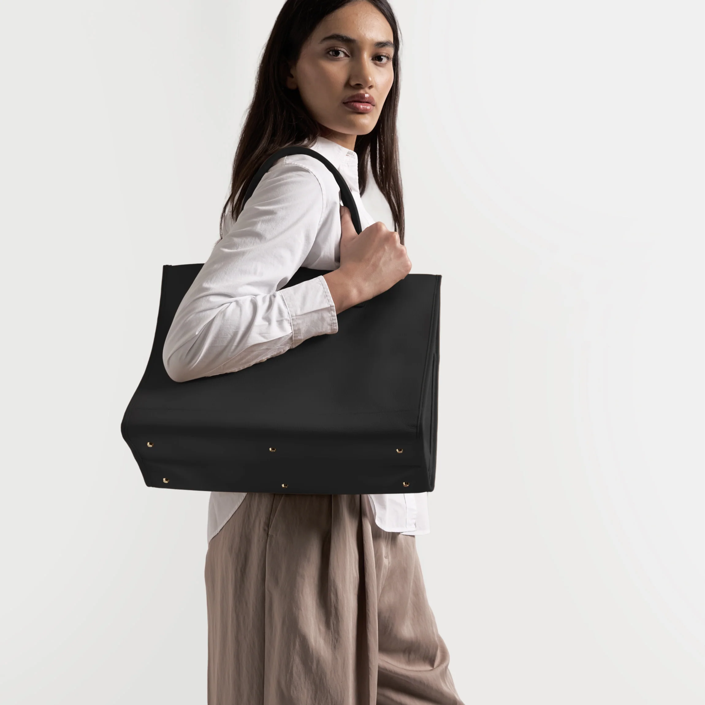 Kress XL Tote Black Onyx - Image 2