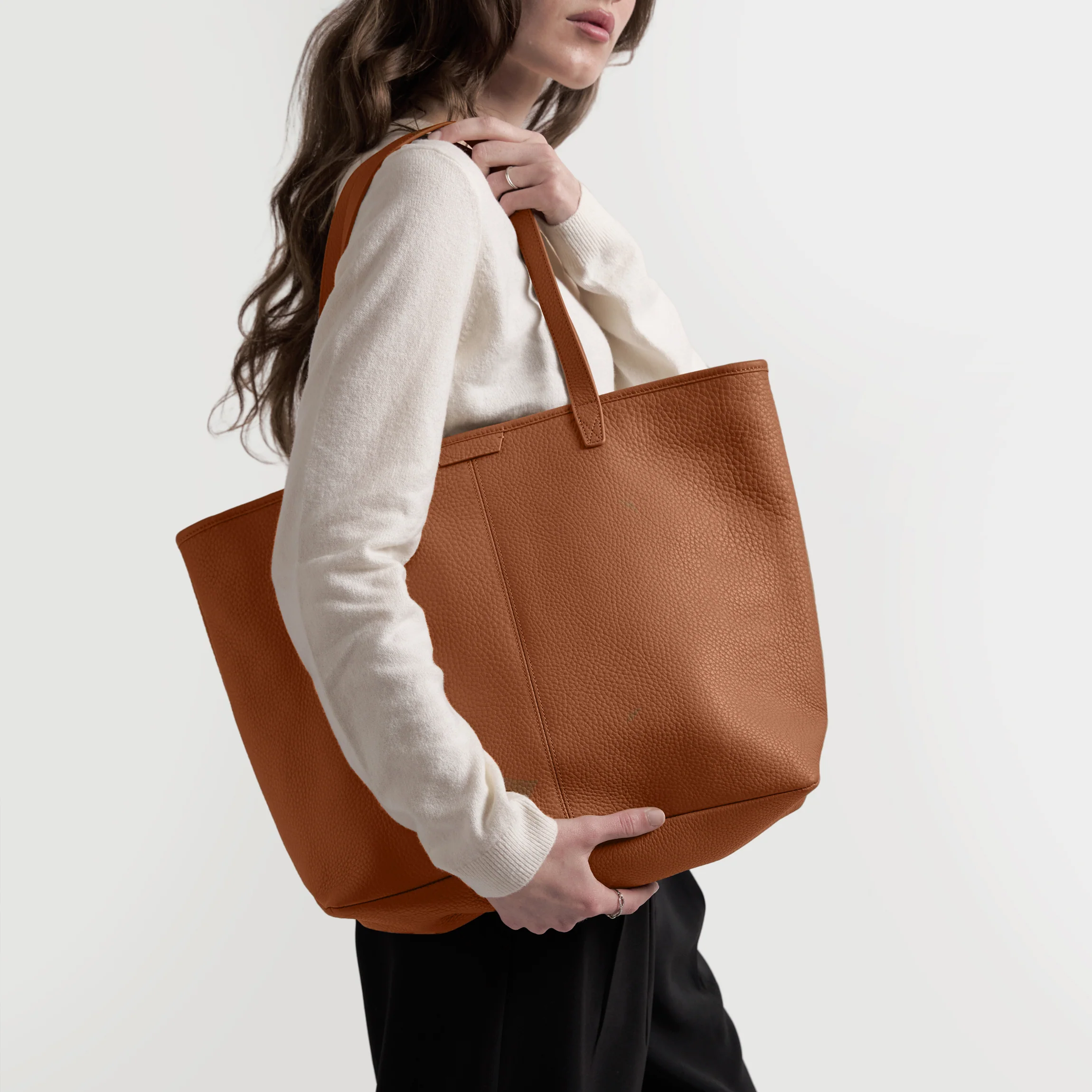 Large Zippered Downtown Tote Saddle Brown - Image 2