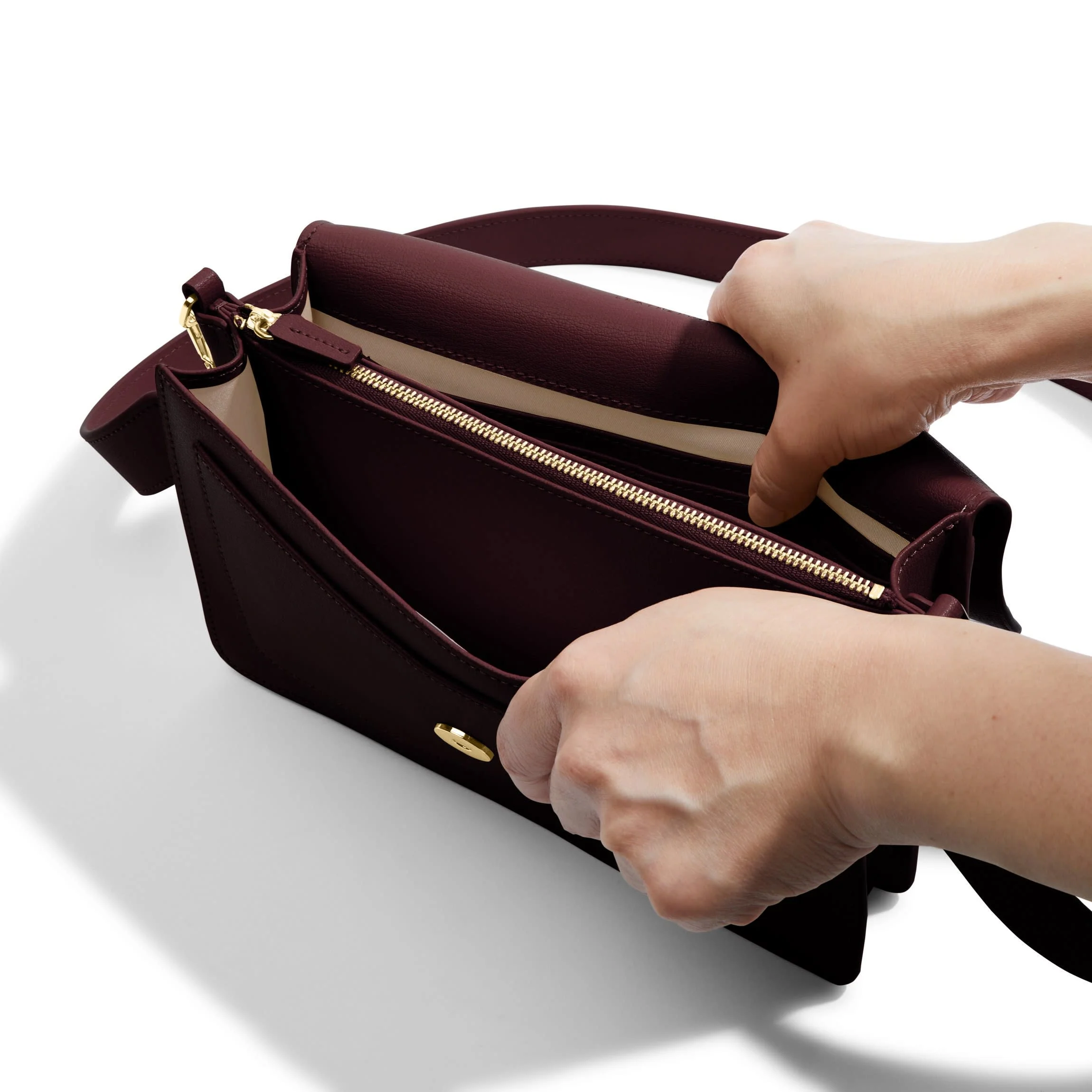 Medium Willow Envelope Bag Oxblood - Image 3