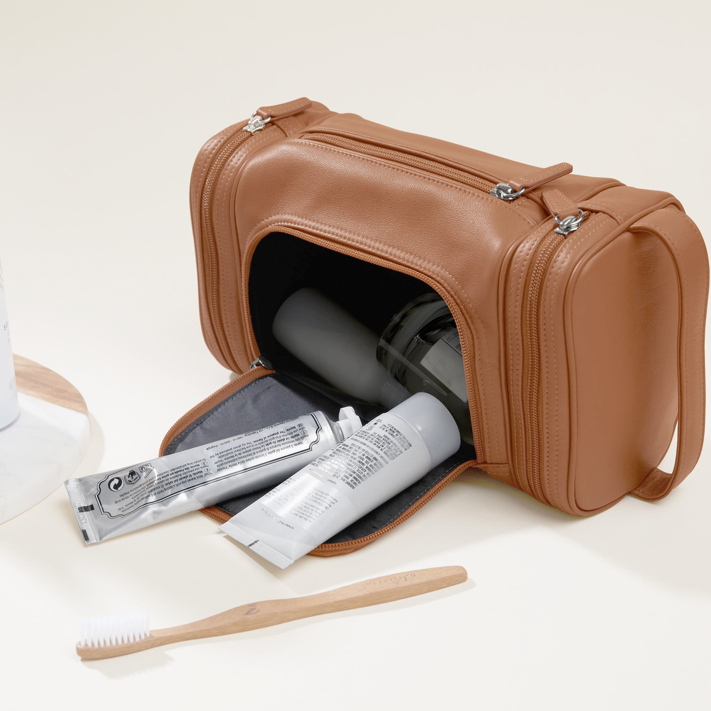 Multi Pocket Toiletry Bag Cognac - Image 3