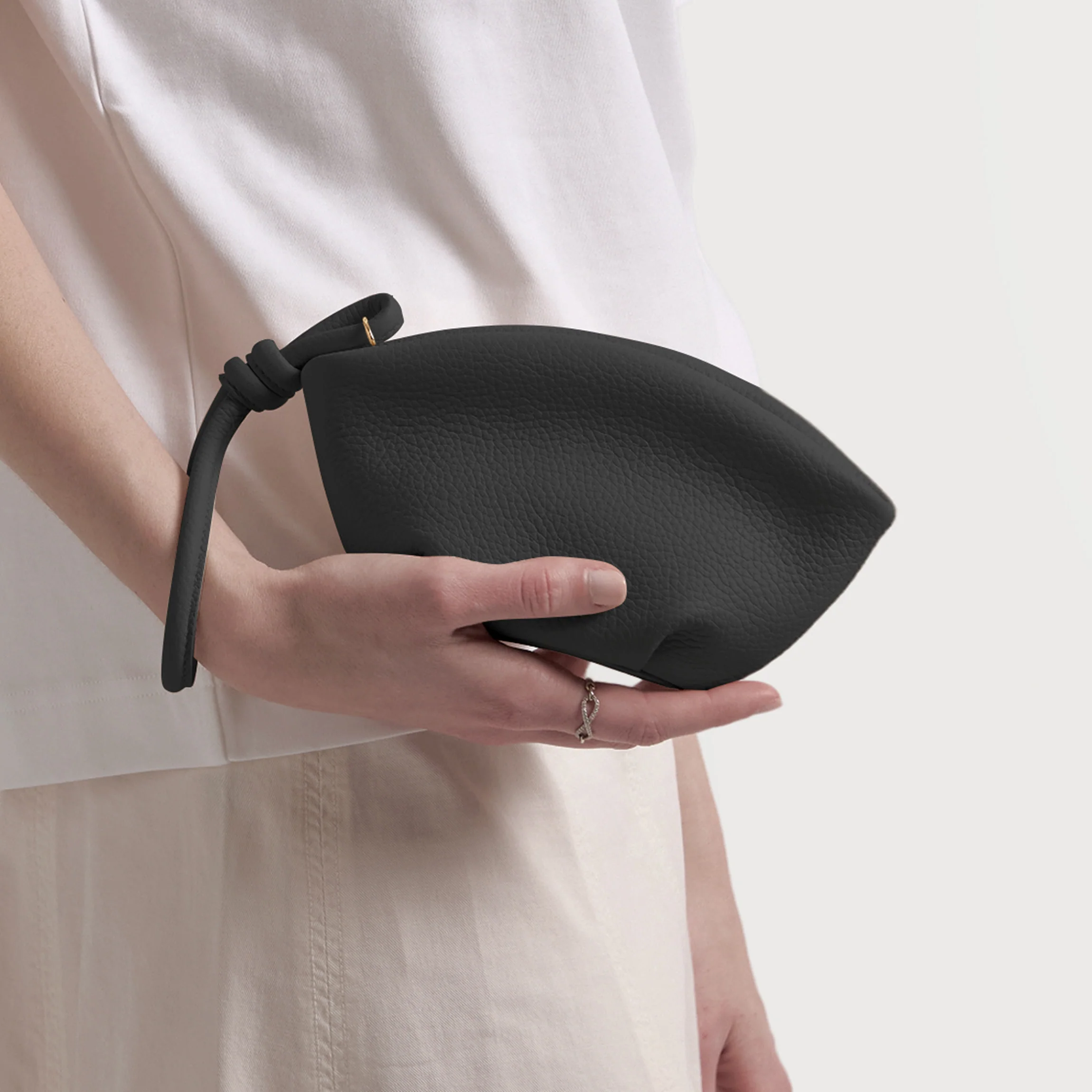 Petite Dumpling Pouch Black Pebble - Image 2