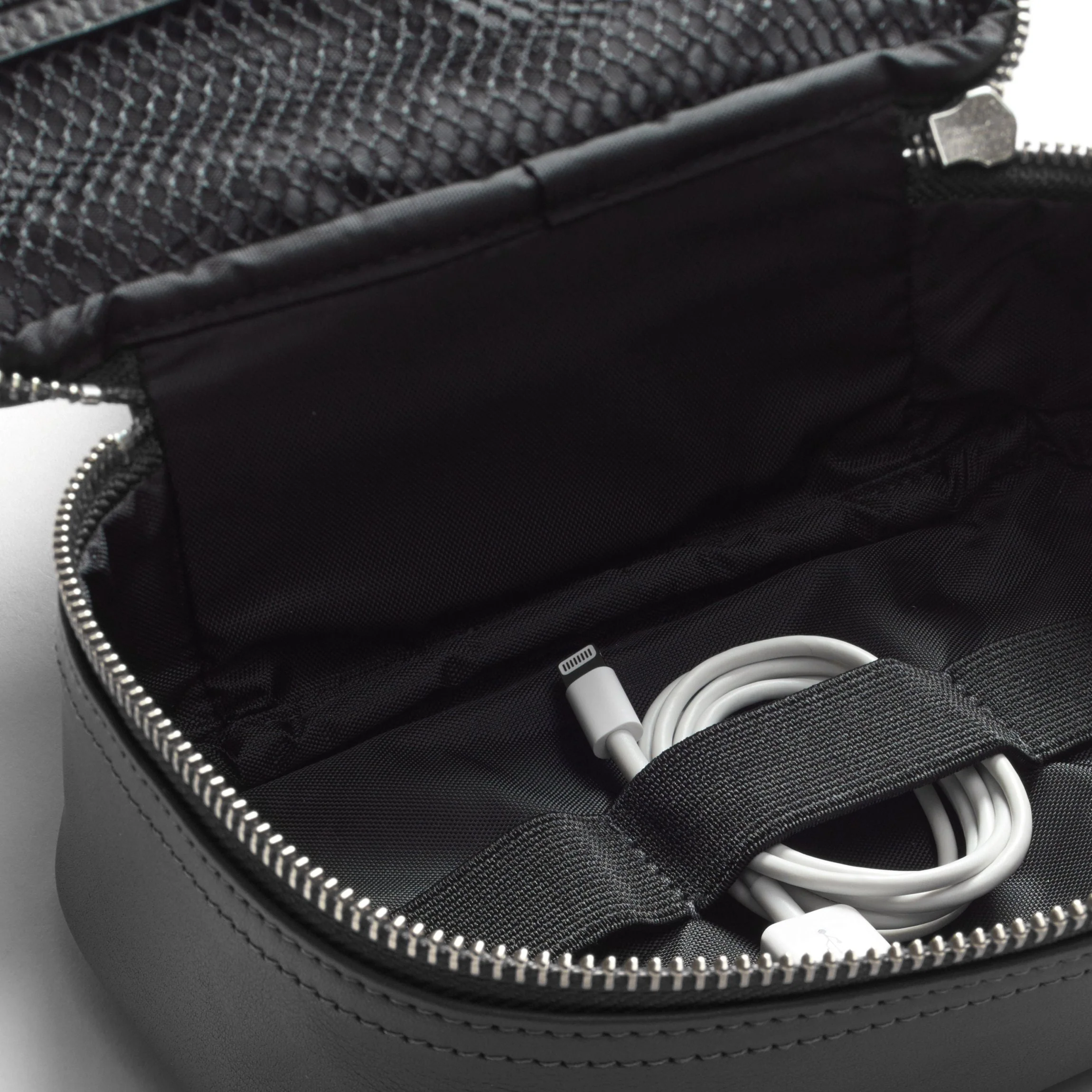 Small Tech Bag Organizer Black Onyx - Image 3