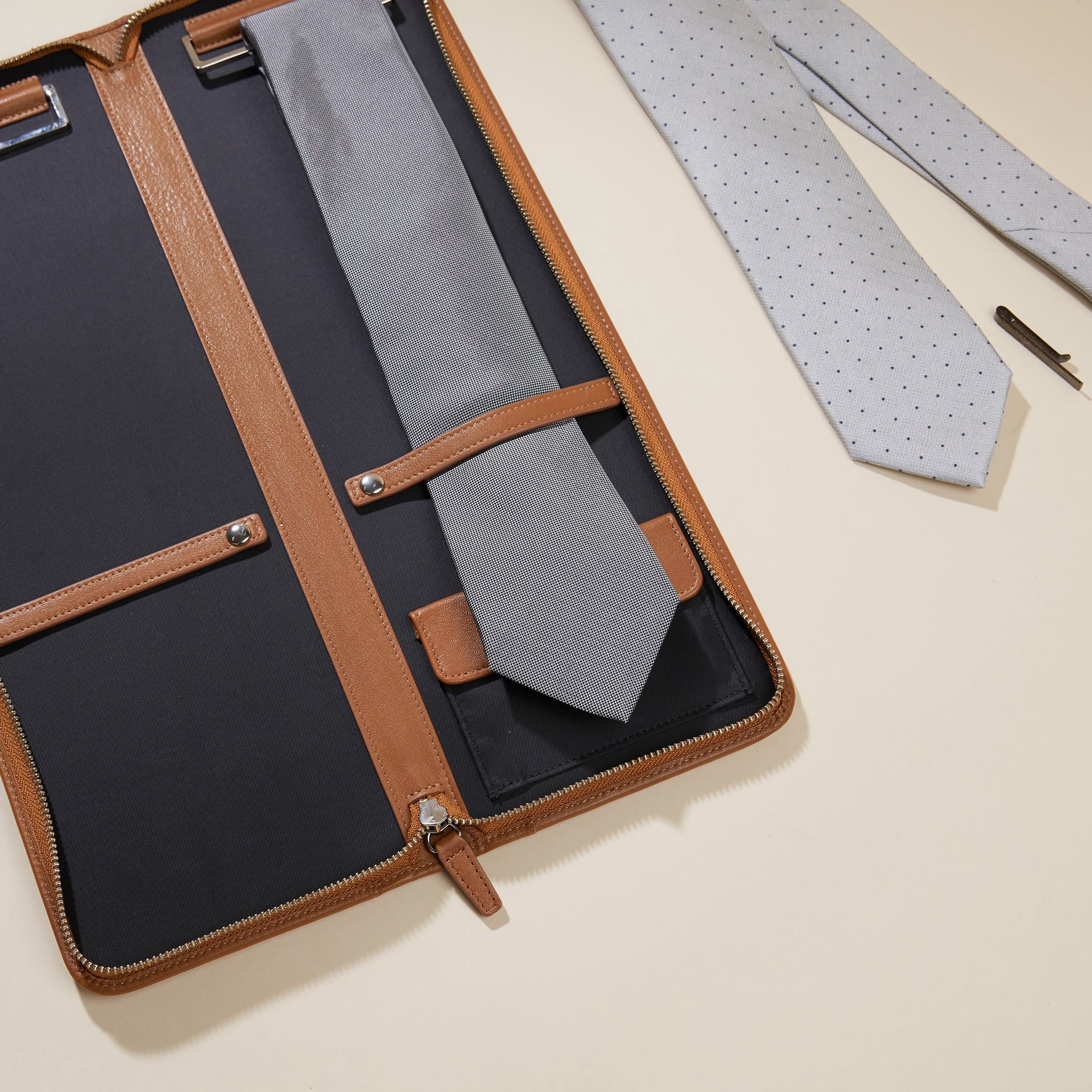 Tie Case Cognac - Image 2