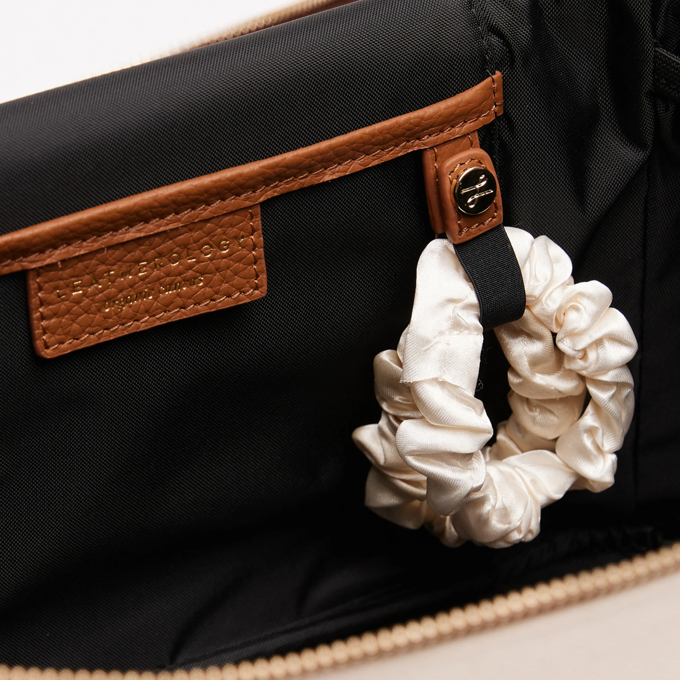 XL Train Case Natural Canvas/Saddle Brown - Image 4